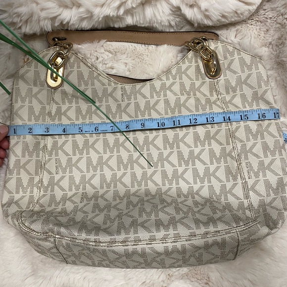 Michael Kors bag - Picture 3 of 8